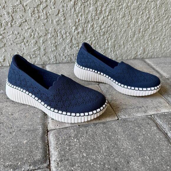 Skechers Whilshire Blvd Blue Memory Foam Comfort Shoes 7.5 Stretch Crochet Knit - Picture 2 of 11